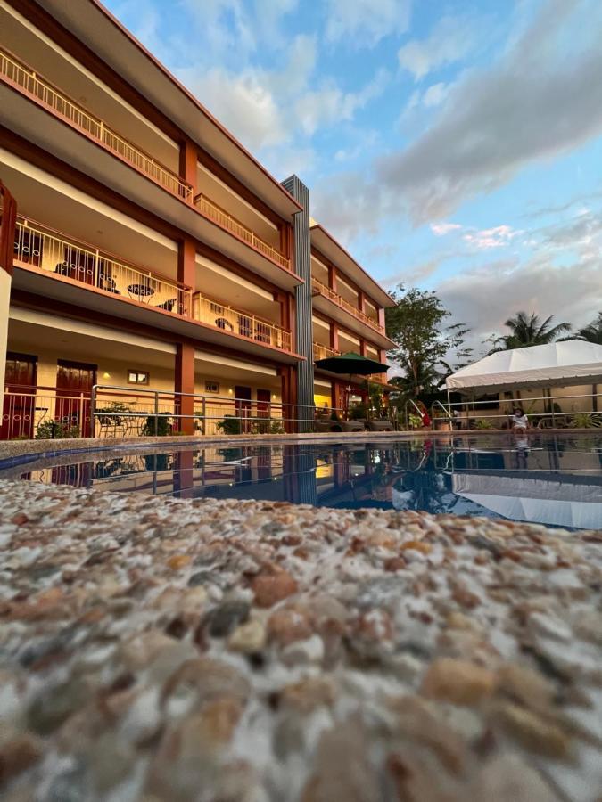 Rufana Suites Moalboal Exterior photo